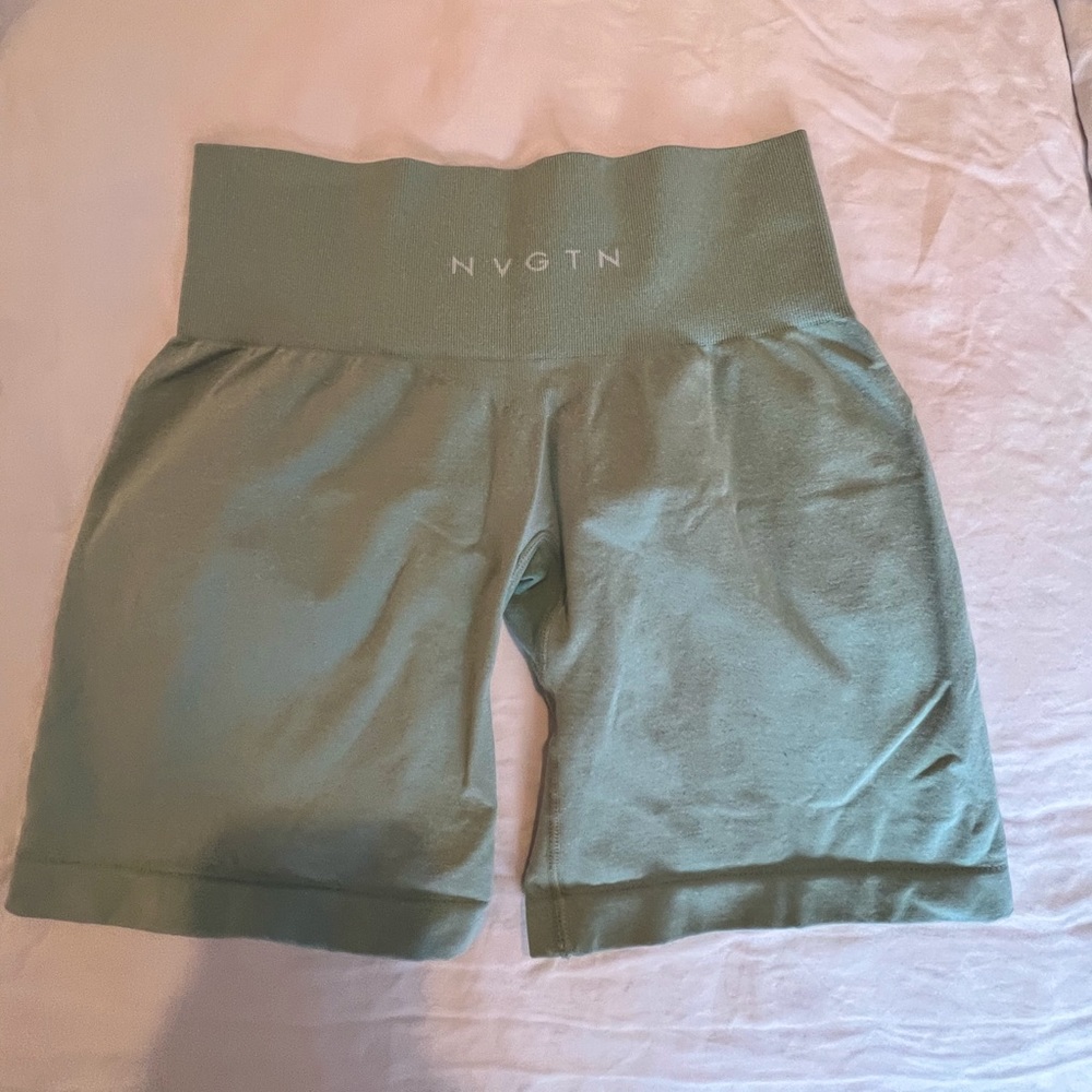 NVGTN Pro Short in sage green